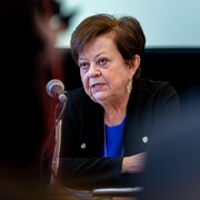 La ministre des Finances de la Saskatchewan, Donna Harpauer, lors du dépôt du budget provincial le 22 mars 2023.