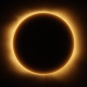 Dessin d&rsquo;artiste d&rsquo;une &eacute;clipse totale du Soleil.