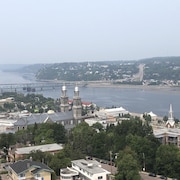 Vue sur la ville de Saguenay et la rivière du même nom.