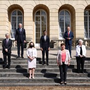 Les ministres des Finances posent pour une photo de groupe lors de la réunion du G7 Finances à Lancaster House à Londres.