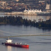 Un pétrolier quitte le port de Vancouver