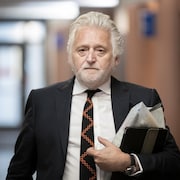 Gilbert Rozon arrive au palais de justice de Montréal.