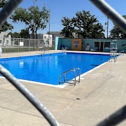 La piscine Happyland à Winnipeg l'été.