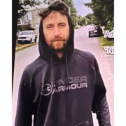 Un portrait d'Adam Craigen.