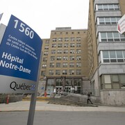 Façade de l’hôpital Notre-Dame de Montréal. 