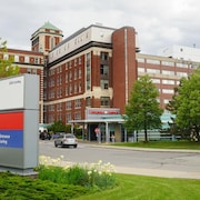 L'extérieur du campus Civic de l'Hôpital d'Ottawa.