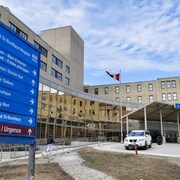 L'extérieur de l'Hôpital Saint-Boniface, à Winnipeg.