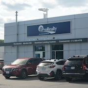 La façade d'une succursale de l'agence iPro Realty.
