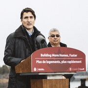 Justin Trudeau en point de presse.