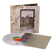 Pochette de l'album montrant un vieil homme penché sous un ballot de branches avec une canne en bois. 