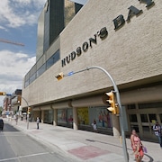 Le magasin La Baie d'Hudson au Cornwall Centre de Regina, en Saskatchewan, en juillet 2018.