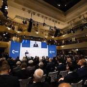 Le secrétaire d'État américain, Marco Rubio, parle à la 62e Conférence sur la sécurité de Munich (MSC), le 14 février 2026, à Munich, dans le sud de l'Allemagne. 