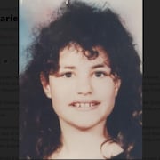 Gros plan de Marie-Chantale Desjardins, alors âgée de 10 ans en juillet 1994.