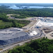 Une vue aérienne d'un site d'exploitation de la minière Goldcorp Inc.