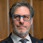 Gilles Bélanger en gros plan.