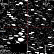 Une image floue composée de dizaines de cercles blancs sur un fond noir.