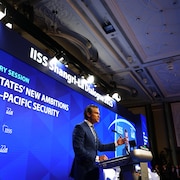 Le secrétaire américain à la Défense, Pete Hegseth, prend la parole lors du 22e dialogue Shangri-La, le 31 mai 2025,  à Singapour. 