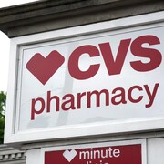 Une enseigne de la pharmacie CVS. 