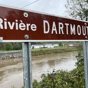 Affiche rivière Dartmouth devant la rivière