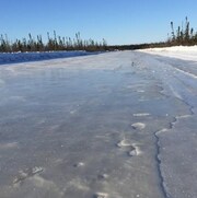 Route de glace dans le Nord de l'Ontario.