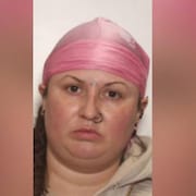 Une photo d'identification judiciaire de Sabrina Kauldhar.