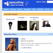 Capture d'écran d'un site web inspiré de MySpace.