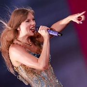 Taylor Swift lors d'un spectacle.