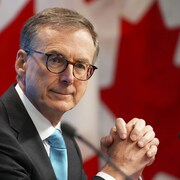 Tiff Macklem, en conférence de presse.