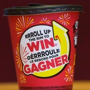 Un gobelet de Tim Hortons.