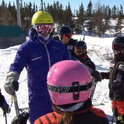 De jeunes skieurs au Mont Gallix