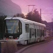 Le tramway dans une banlieue de Grenoble