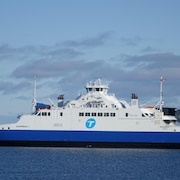 Le Saaremaa accosté au quai de Matane.