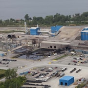 Une photo aérienne de l'usine d'Ivaco.