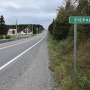 La pancarte à l'entrée de la route du village de Sainte-Paule.