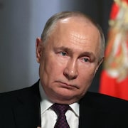 Combinaison d'images de Vladimir Poutine et de Volodymyr Zelensky.