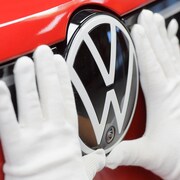 Un logo Volkswagen.
