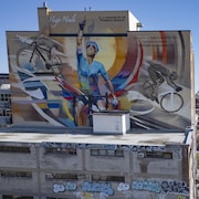 Une murale repr&eacute;sentant Hugo Houle, &agrave; Montr&eacute;al.