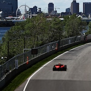 La Ferrari de Charles Leclerc a dominé la deuxième séance d'essais de vendredi après-midi.