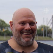 Soleil Tremblay est un para-athl&egrave;te, mais &ccedil;a ne l'a pas emp&ecirc;ch&eacute; de s'inscrire sur la distance olympique du triathlon!