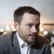 Paul St-Pierre Plamondon parle en entrevue.