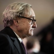 Michael Sabia de profil.