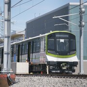 Un train du REM à Brossard.