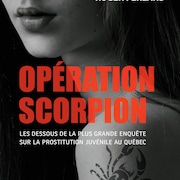 Couverture du livre où l'on voit une jeune personne avec un tatouage de scorpion sur le bras.