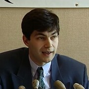 Mario Dumont en conférence de presse le 11 mai 1994