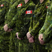 Des membres des Forces armées canadiennes.