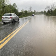 Une route inondée.