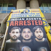 Affiche des suspects du meurtre du militant sikh Hardeep Singh Nijjar en cour le mardi 7 Mai 2024.