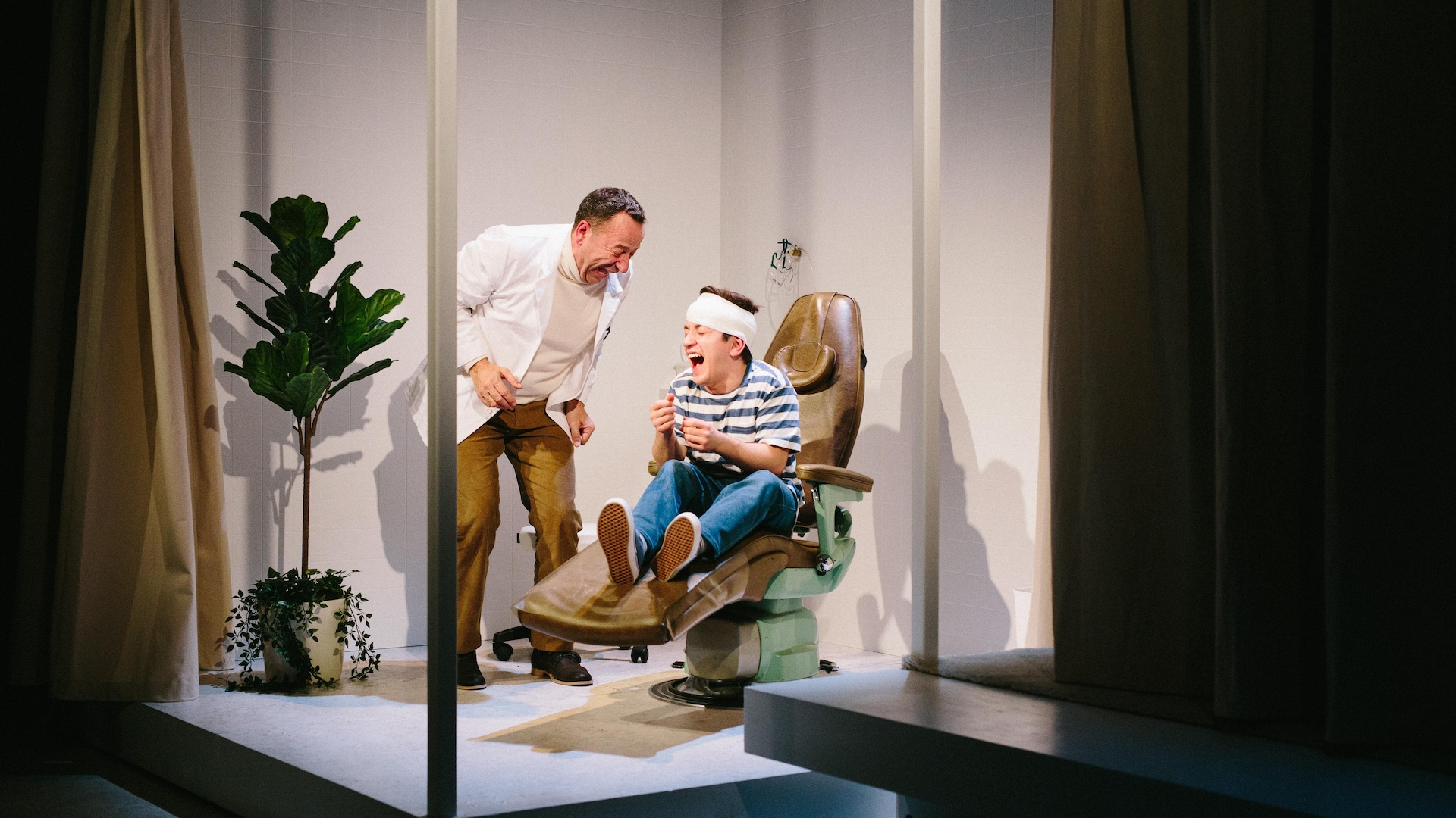 Le Soulier , une pièce de théâtre aux tons comiques pour aborder la