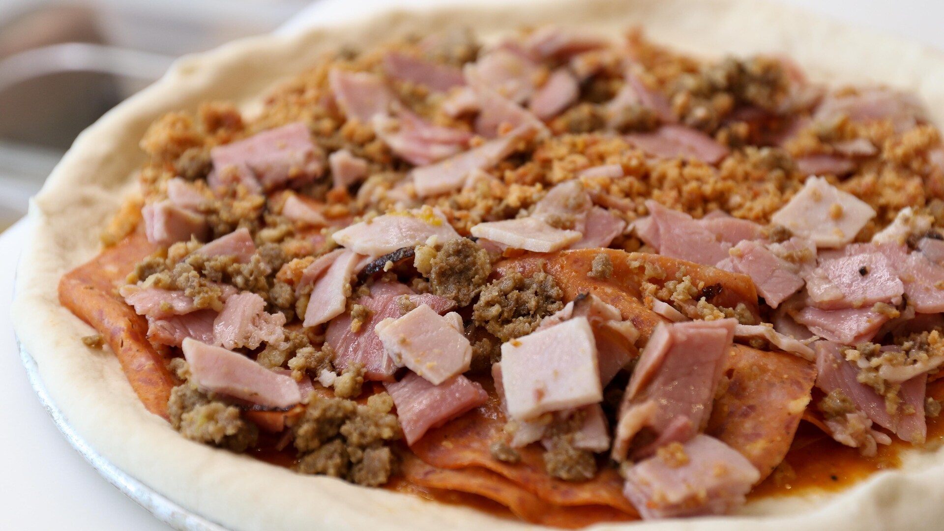 La pizza Spéciale Pidz une des deux pizzas les plus populaires au menu. La pizza Spéciale Pidz une des deux pizzas les plus populaires au menu.