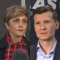 Jyoti Gondek et Jeromy Farkas.